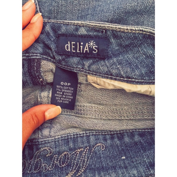 Delia’s Mid Rise Jeans 👖 - Picture 6 of 6